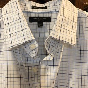 Banana Republic Non Iron Slim Fit Size L